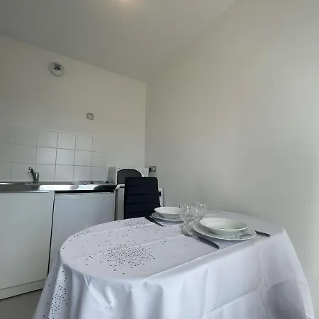 Cosy A 500m De La Plage, Parking, Securisee, Proche Commerces Et Restaurants - Fr-1-246-651 Châtelaillon-Plage