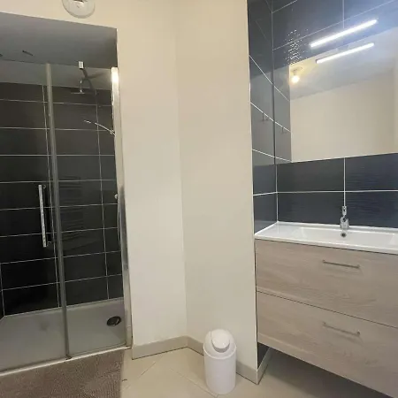 Cosy A 500m De La Plage, Parking, Securisee, Proche Commerces Et Restaurants - Fr-1-246-651 *